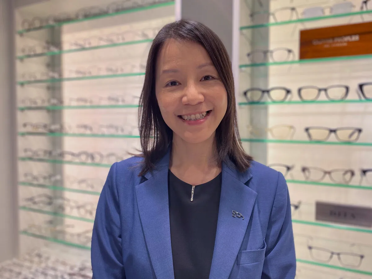 Karis Lim, optician at EMME Visioncare Jelita Mall