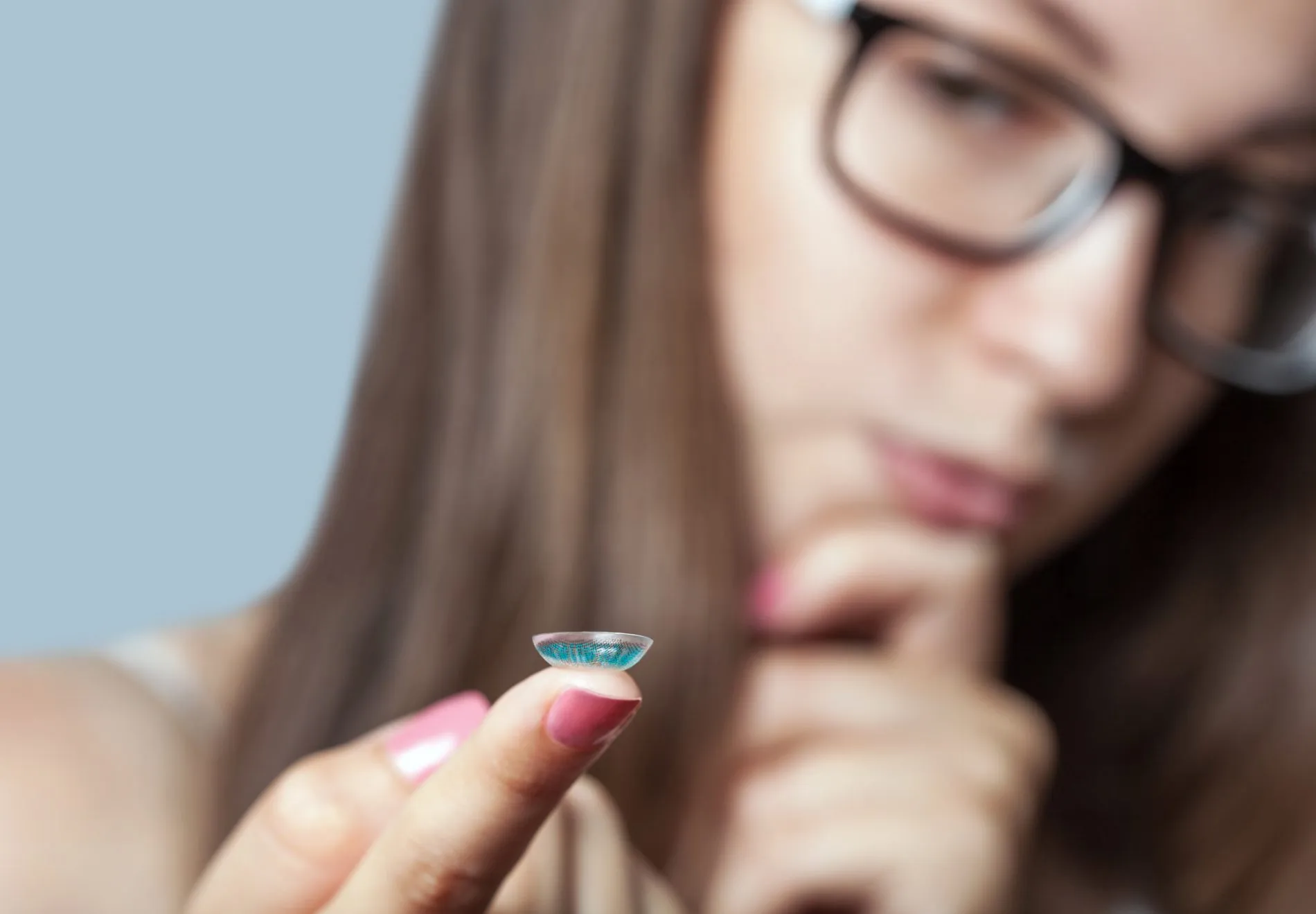 contact-lens-wearer